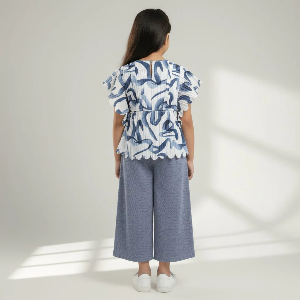 WhiteTopGreyPants_Back